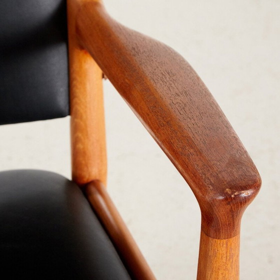 Image 1 of Vintage teakhouten fauteuil van Johannes Hansen 1960