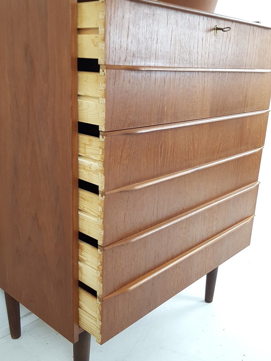 Image 1 of Vintage Deense ladekast | chest of drawers 