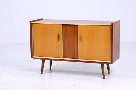 Image 1 of Tijdloze vintage ladekast 60s | Mid Century kast vintage hal opbergruimte