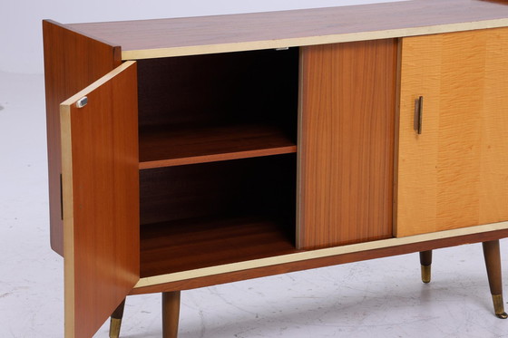 Image 1 of Tijdloze vintage ladekast 60s | Mid Century kast vintage hal opbergruimte