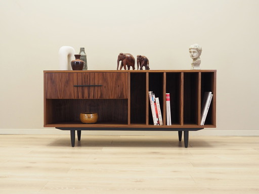 Walnotenhouten dressoir, Scandinavisch ontwerp