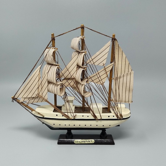 Image 1 of 1970S Verbazingwekkend Ponant modelschip. Met de hand gemaakt. Gemaakt in Engeland