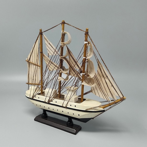 Image 1 of 1970S Verbazingwekkend Ponant modelschip. Met de hand gemaakt. Gemaakt in Engeland