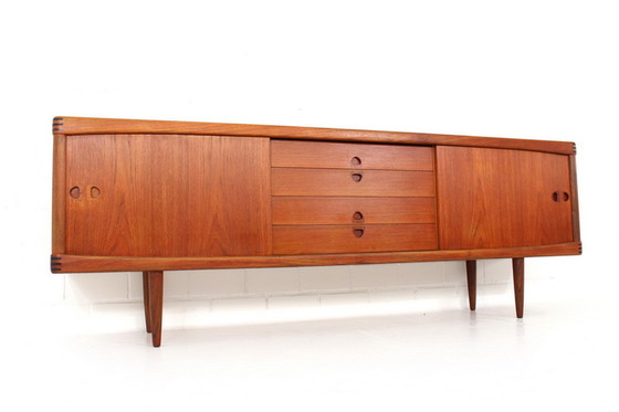 Image 1 of Bramin Deens Mid Century Teakhouten dressoir van H.W. Klein, Denemarken jaren 60