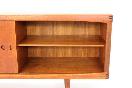 Image 1 of Bramin Deens Mid Century Teakhouten dressoir van H.W. Klein, Denemarken jaren 60