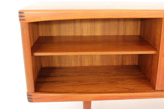 Image 1 of Bramin Deens Mid Century Teakhouten dressoir van H.W. Klein, Denemarken jaren 60