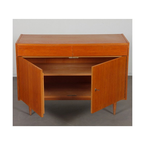 Image 1 of Vintage eikenhouten highboard met twee draaideuren van Up Zavody, 1960