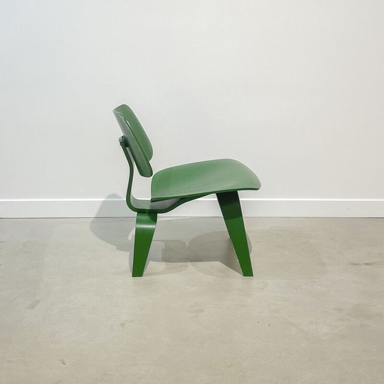 Image 1 of Vintage Lcw stoelen van Charles en Ray Eames voor Herman Miller, 1945