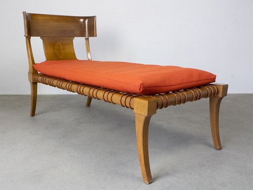 Chaise Klini van Saridis uit Athene ontwerp Robsjohn Gibbings