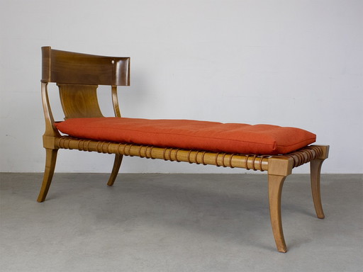 Chaise Klini van Saridis uit Athene ontwerp Robsjohn Gibbings