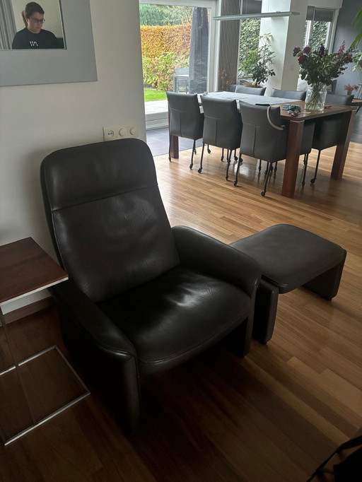 De Sede Fauteuil Met Hocker