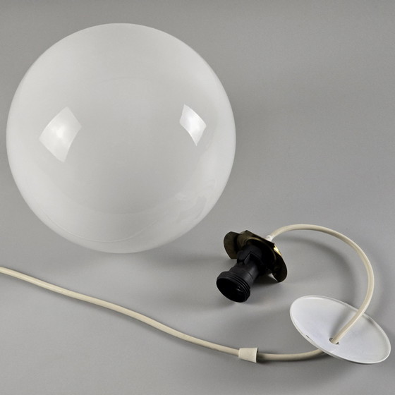 Image 1 of Vintage 1980S Happylight Opaal glazen bol hanglamp - Retro glazen bol hanglamp.