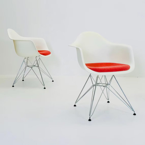 Image 1 of 4 X Dar Fauteuils Door Charles & Ray Eames Voor Vitra