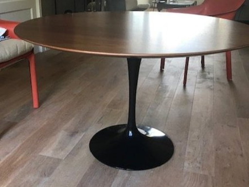 Knoll Ronde Tafel Saarinen Tulip