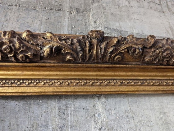 Image 1 of Groot frame met bloem- en acanthusmotieven