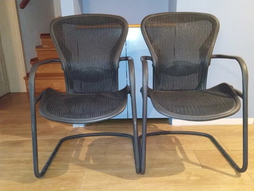 2 X Herman Miller vergaderstoel