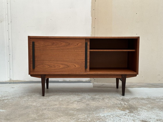 Image 1 of Mid Century Mahonie Dressoir