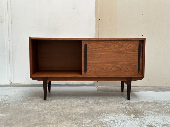 Image 1 of Mid Century Mahonie Dressoir