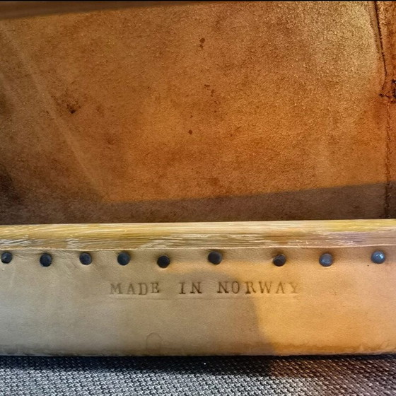 Vintage loungestoel van leer en eikenhout "Hholmenkollenjren" door Arne Tidemand Ruud voor Norcraft, (photo 13 of 13)