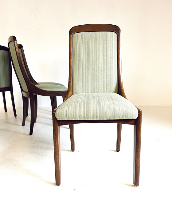 Image 1 of Set Van 8 Vintage Eetkamerstoelen ‘60