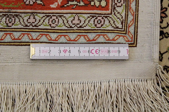 Image 1 of Originele zuivere zijde Hereke 106 X 68 cm Topconditie