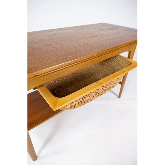 Image 1 of Vintage eiken en teakhouten salon- en naaitafel, Denemarken 1960