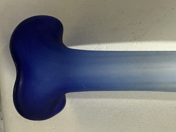 Image 1 of Grote Vintage Tweekleurige Blauwe - Witte Pâte De Verre Soliflore Vaas H 40 Cm