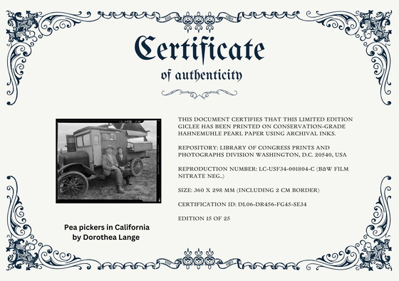 Image 1 of Dorothea Lange (1895-1965) - Erwtenplukkers in Californië.