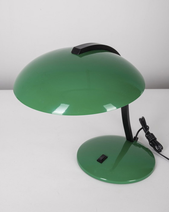 Image 1 of Vintage 80S tafellamp in groen metaal Veneta Lumi Design