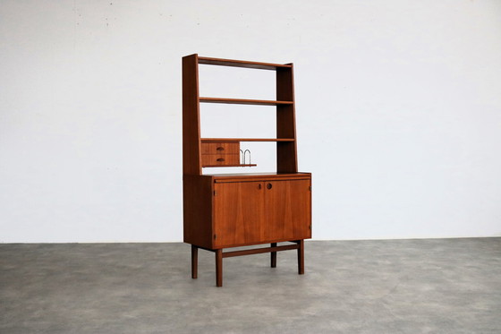 Image 1 of Vintage Zweedse Secretaire