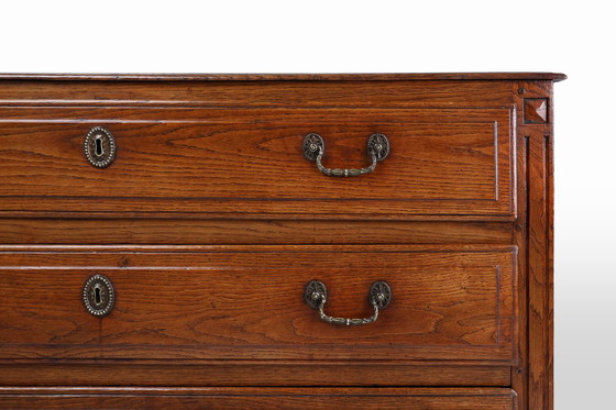 Image 1 of Franse rustieke ladenkast van massief eiken met 3 laden, ca. 1850