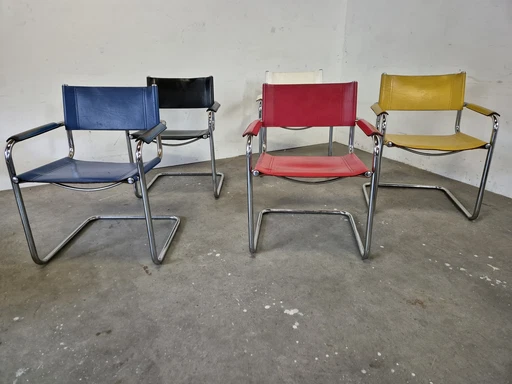 5X Bauhaus Lederen Stoelen 