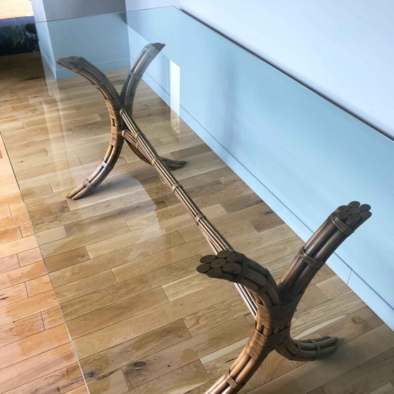 Image 1 of Mid century bamboe en glazen tafel door McGuire, 1970