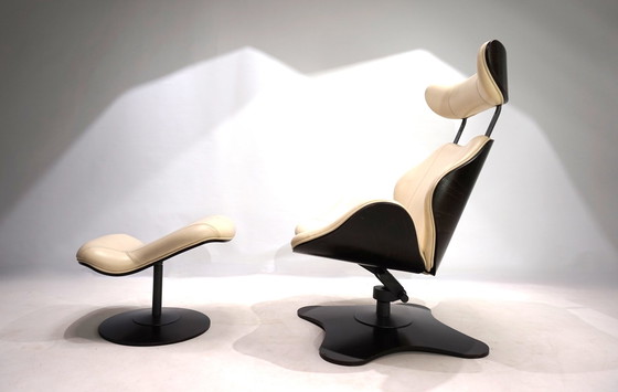 Image 1 of Stokke Varier Tok leren fauteuil met voetenbankje van Toshiyuki Kita, 1990