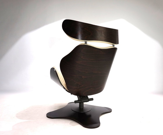 Image 1 of Stokke Varier Tok leren fauteuil met voetenbankje van Toshiyuki Kita, 1990