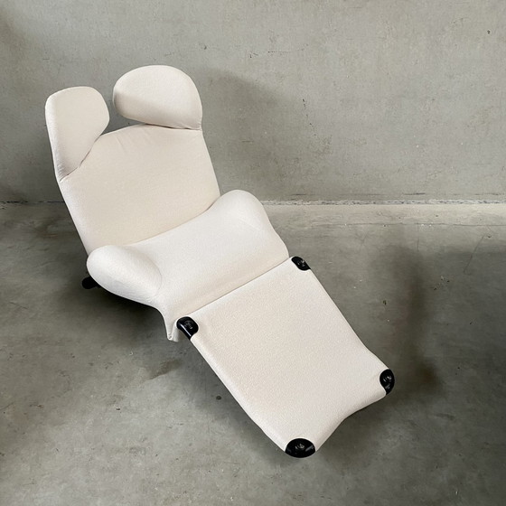 Image 1 of Cassina Off White 111 Wink Chaise Longue By Toshiyuki Kita 