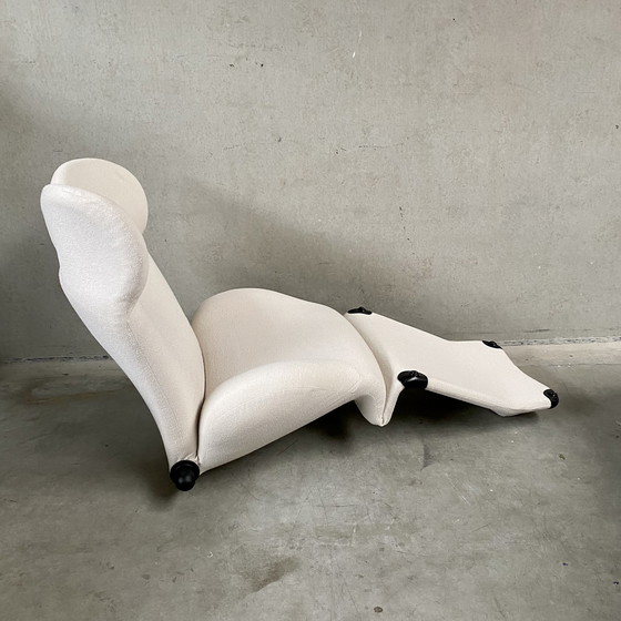 Image 1 of Cassina Off White 111 Wink Chaise Longue By Toshiyuki Kita 