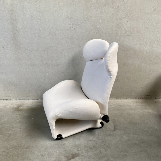 Image 1 of Cassina Off White 111 Wink Chaise Longue By Toshiyuki Kita 