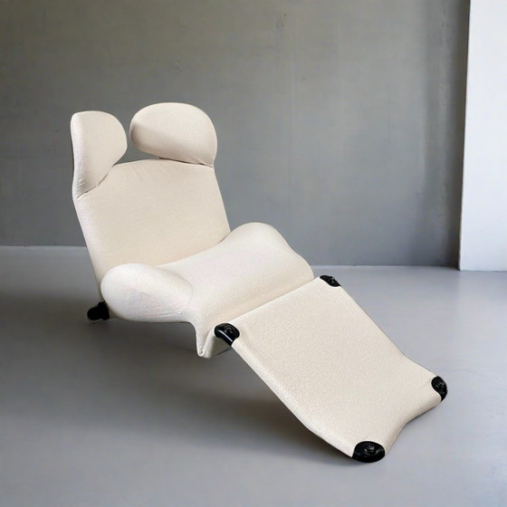 Image 1 of Cassina Off White 111 Wink Chaise Longue By Toshiyuki Kita 