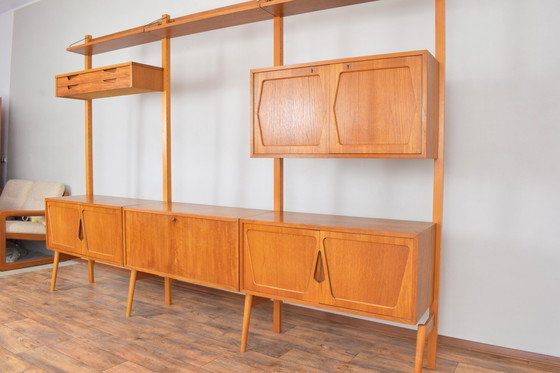 Image 1 of Mid Century Teakhouten wandmeubel van Kjell Riise voor Rival Brodrene Jatogs, 1960S, set van 3