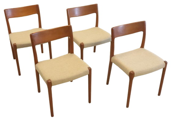 Image 1 of 4x Deense eetkamerstoel stoelen 'Borup' vintage