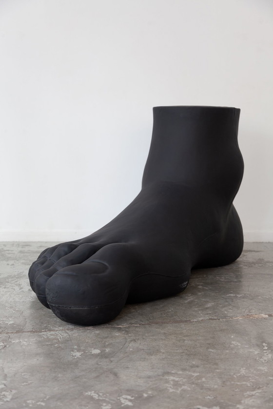 Image 1 of Gaetano Pesce omhoog-7 voet