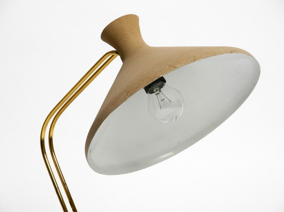 Image 1 of Buitengewone grote Duitse Mid Century Modern tafel lamp van messing en metaal