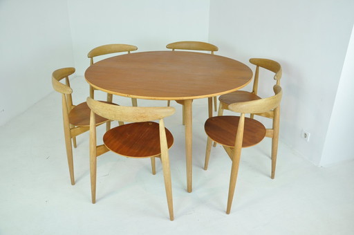 Wegner Stackable "Heart" Chairs & Table