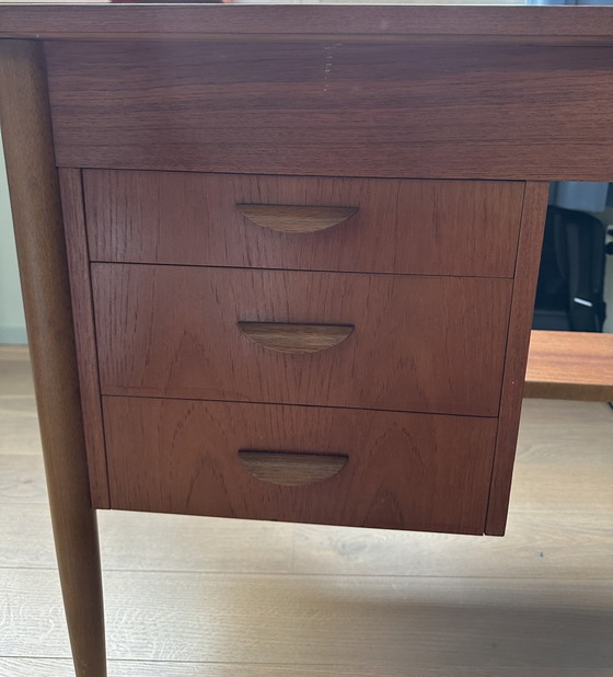 Image 1 of Scandinavisch Vintage Teakbureau