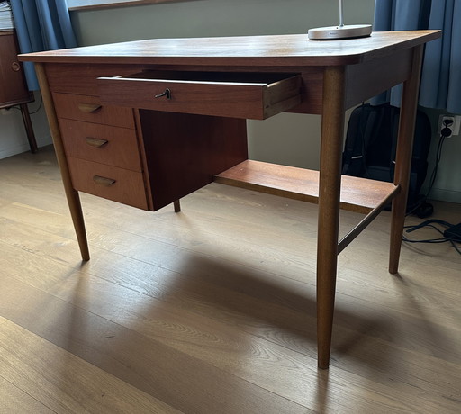 Scandinavisch Vintage Teakbureau