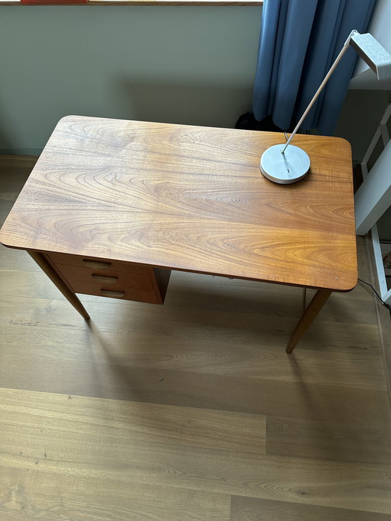 Image 1 of Scandinavisch Vintage Teakbureau