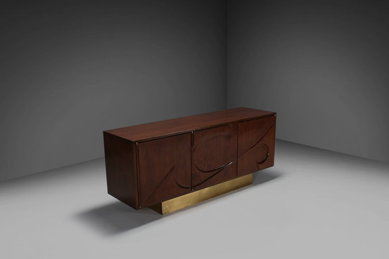 Image 1 of Sculpturaal Gebogen Houten Dressoir