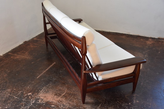 Image 1 of Hergestoffeerde Mid Century Design Sofa