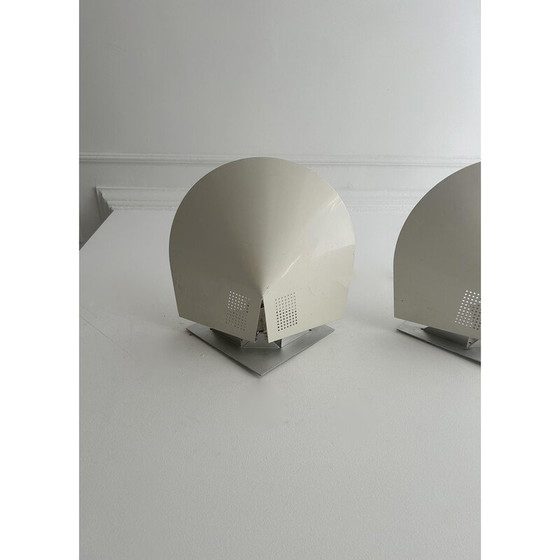 Image 1 of Vintage wandlamp van wit gelakt metaal en aluminium, Frankrijk 1970